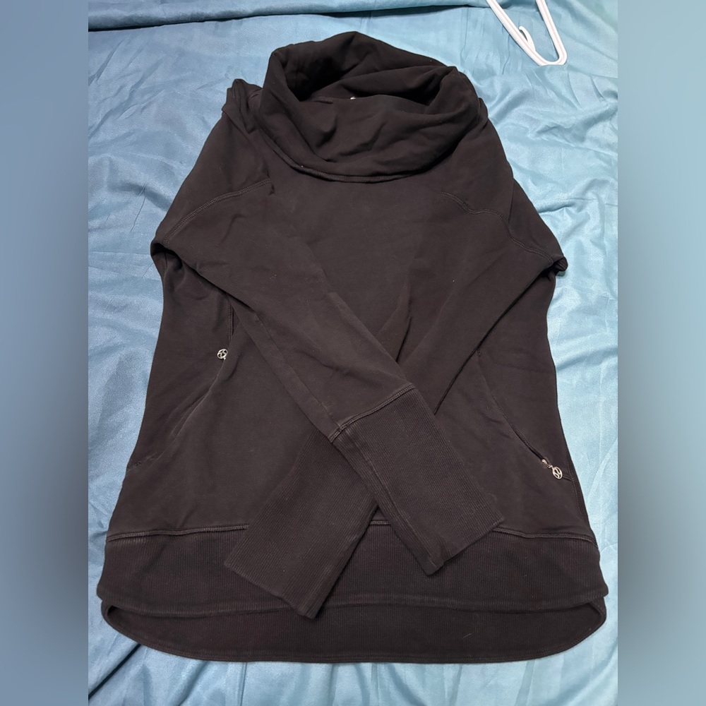 LULULEMON BLACK REST DAY PULLOVER - Picture 9 of 16